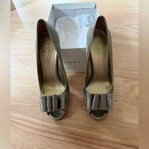 Nine West Gray Peep Toe Heels with Pointed Toe and Pleated Detail